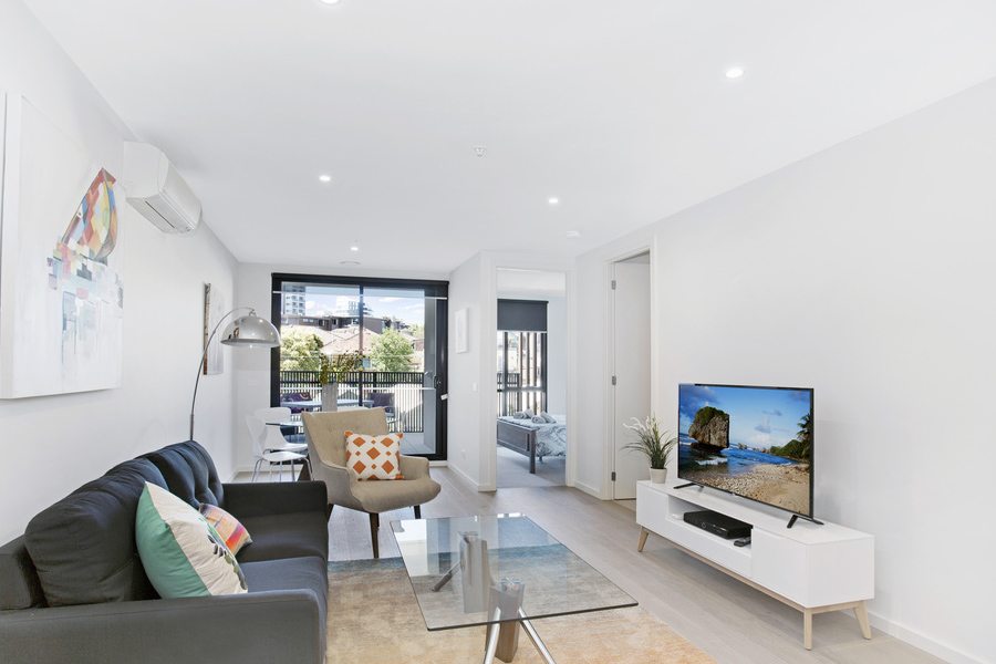 Airbnb Superhost in less than 6 months with Ready Set Host